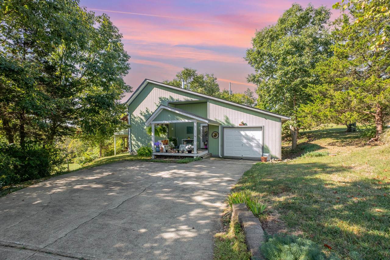 1590 Ky Hwy 16 - Photo 1