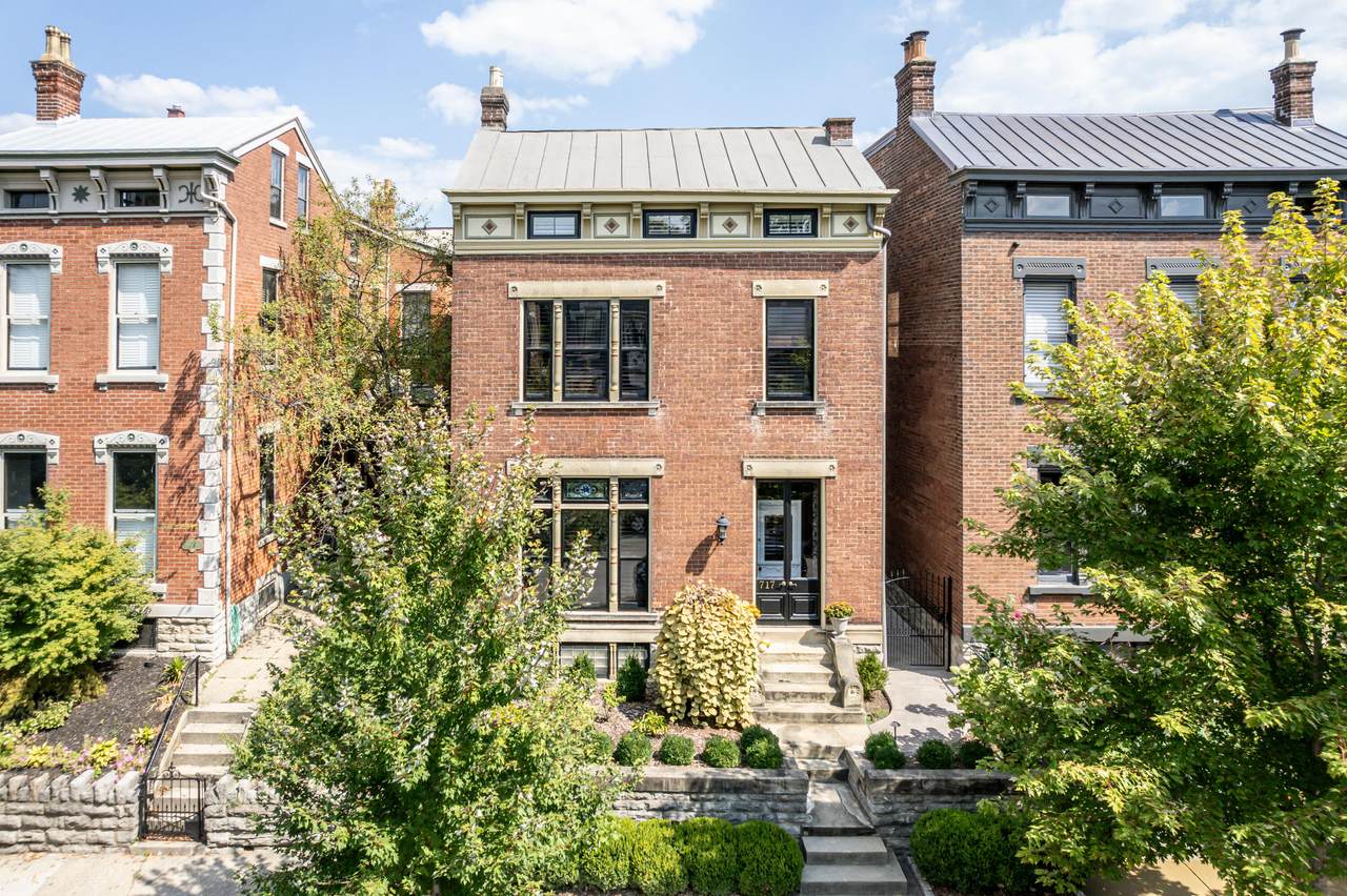 717 Monroe Street - Photo 1