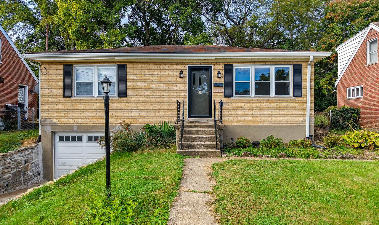 437 Center Street - Photo 1