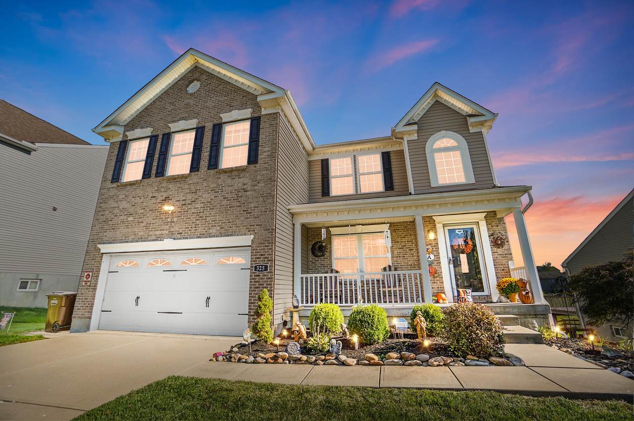 325 Molise Circle - Photo 1