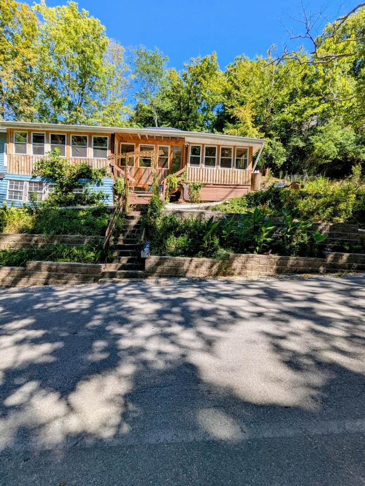 1760 Montague Road - Photo 1