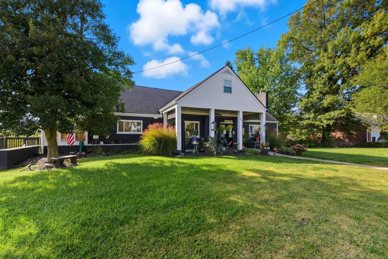 23 Langview Drive - Photo 1