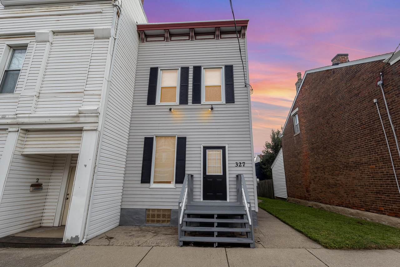 327 11th Street - Photo 1