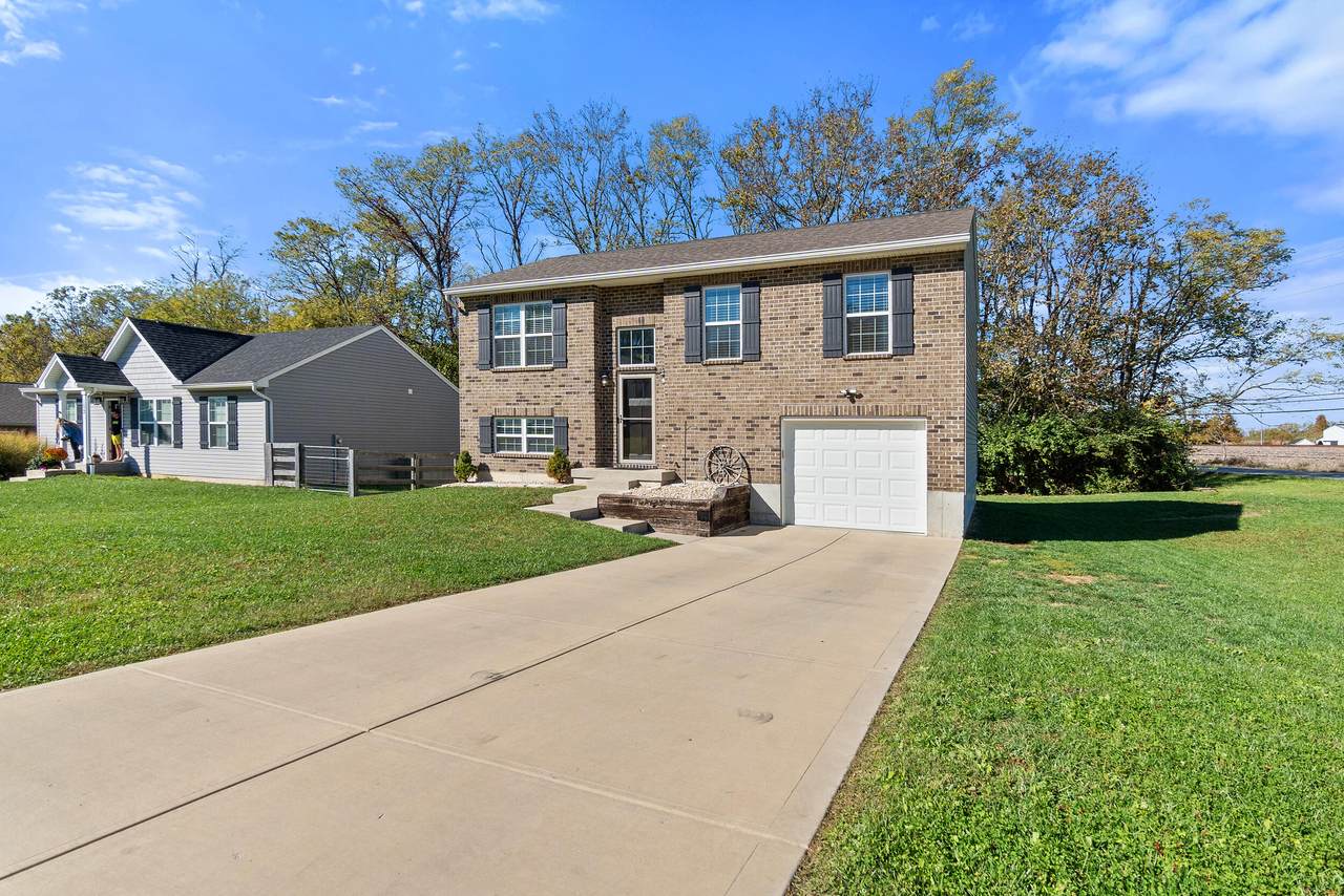 100 Ashley Drive - Photo 1