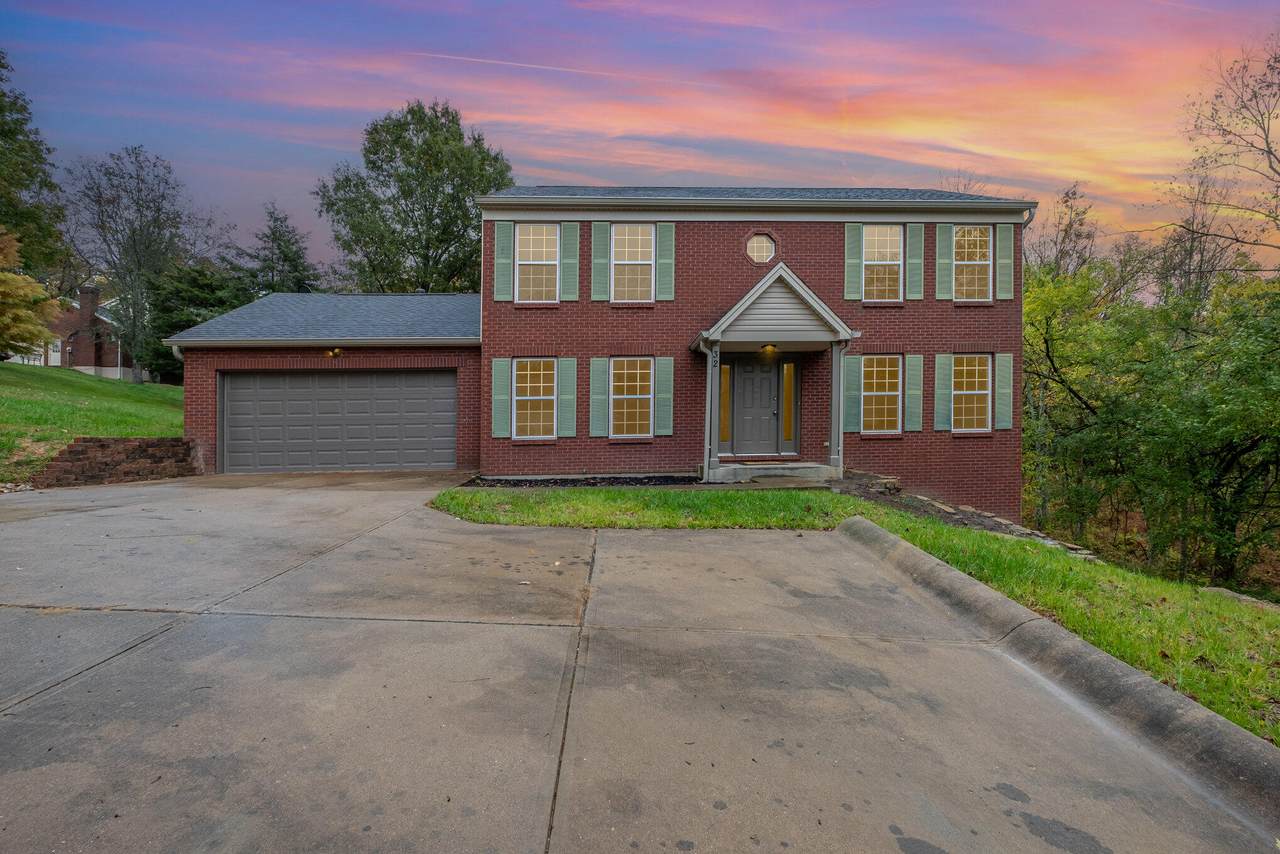 32 Bittersweet Drive - Photo 1