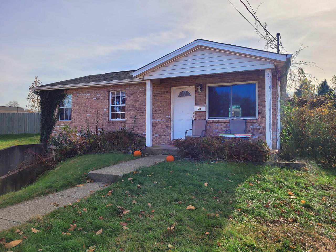 21 Cardinal Drive - Photo 1