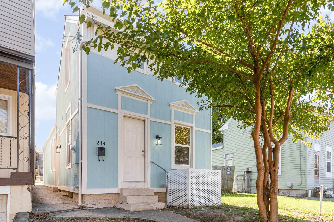 214 9th Street - Photo 1