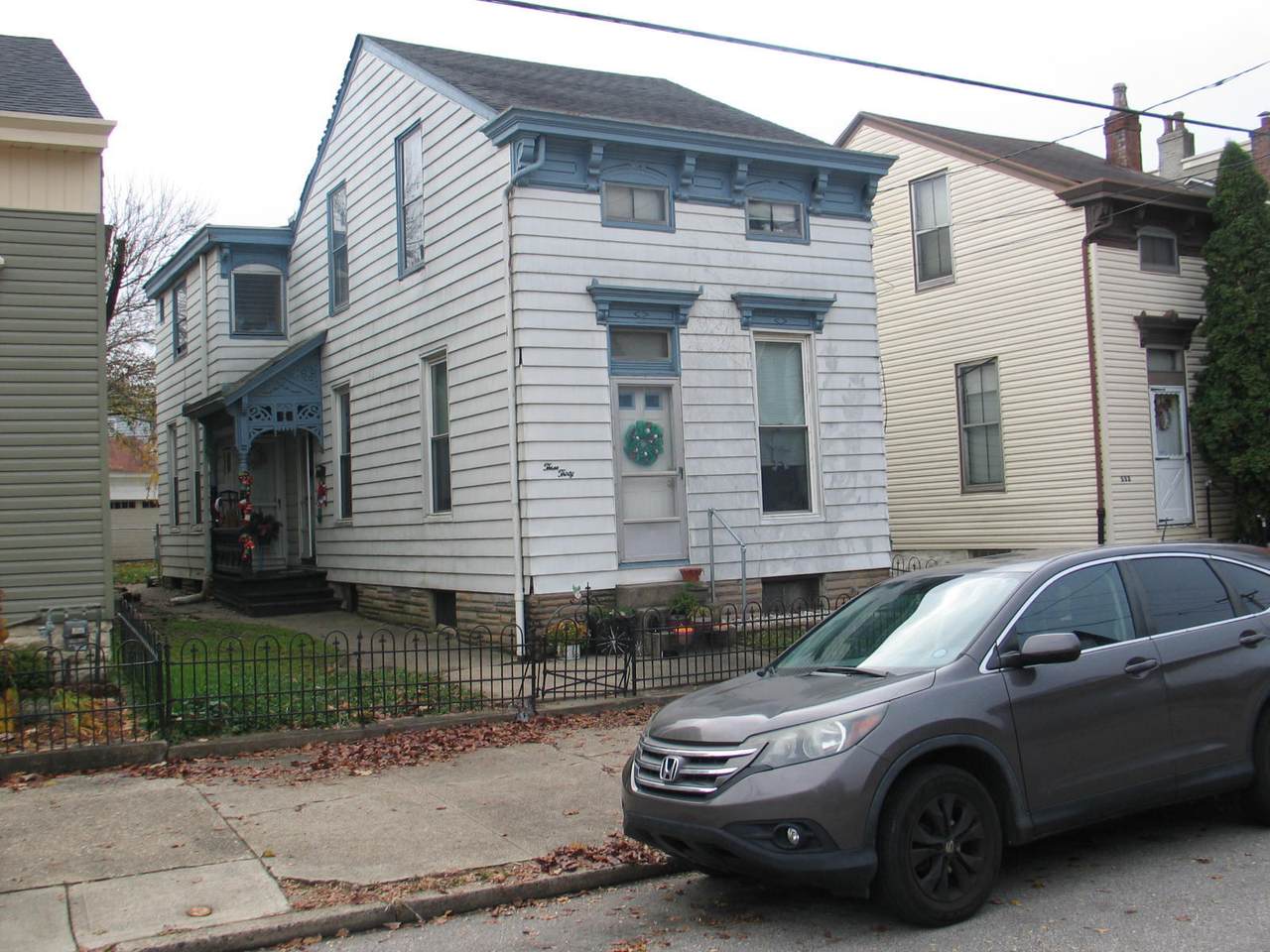 330 9th Street - Photo 1