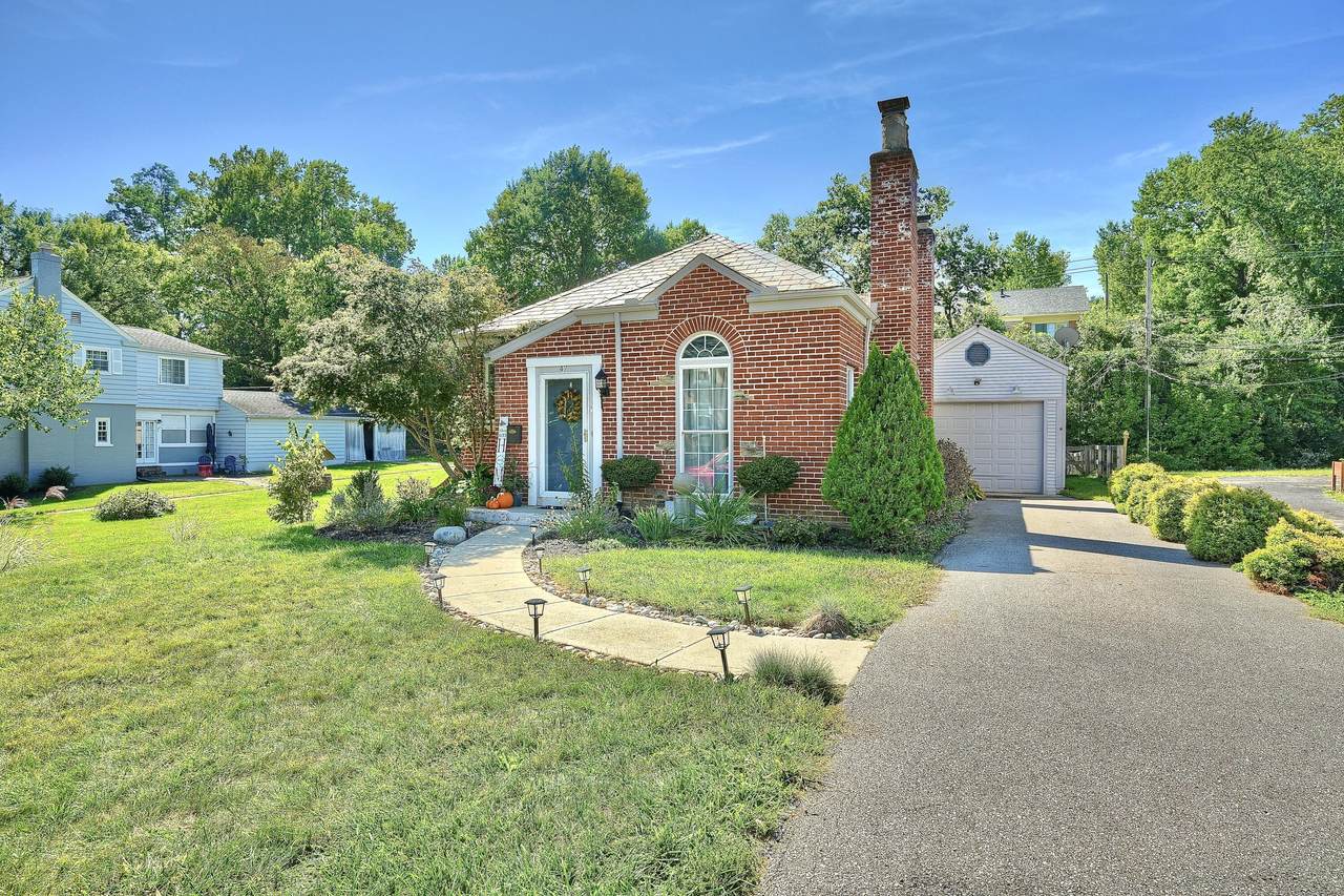 47 Pleasant Ridge Avenue - Photo 1