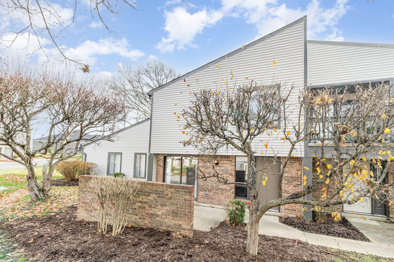 2826 Paddock Lane - Photo 1