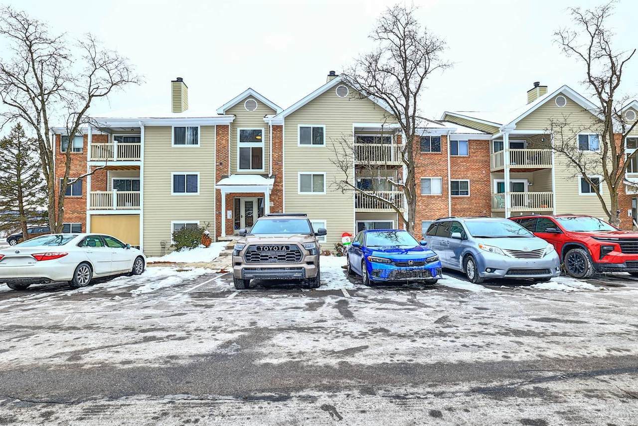 320 Timber Ridge Drive - Photo 1