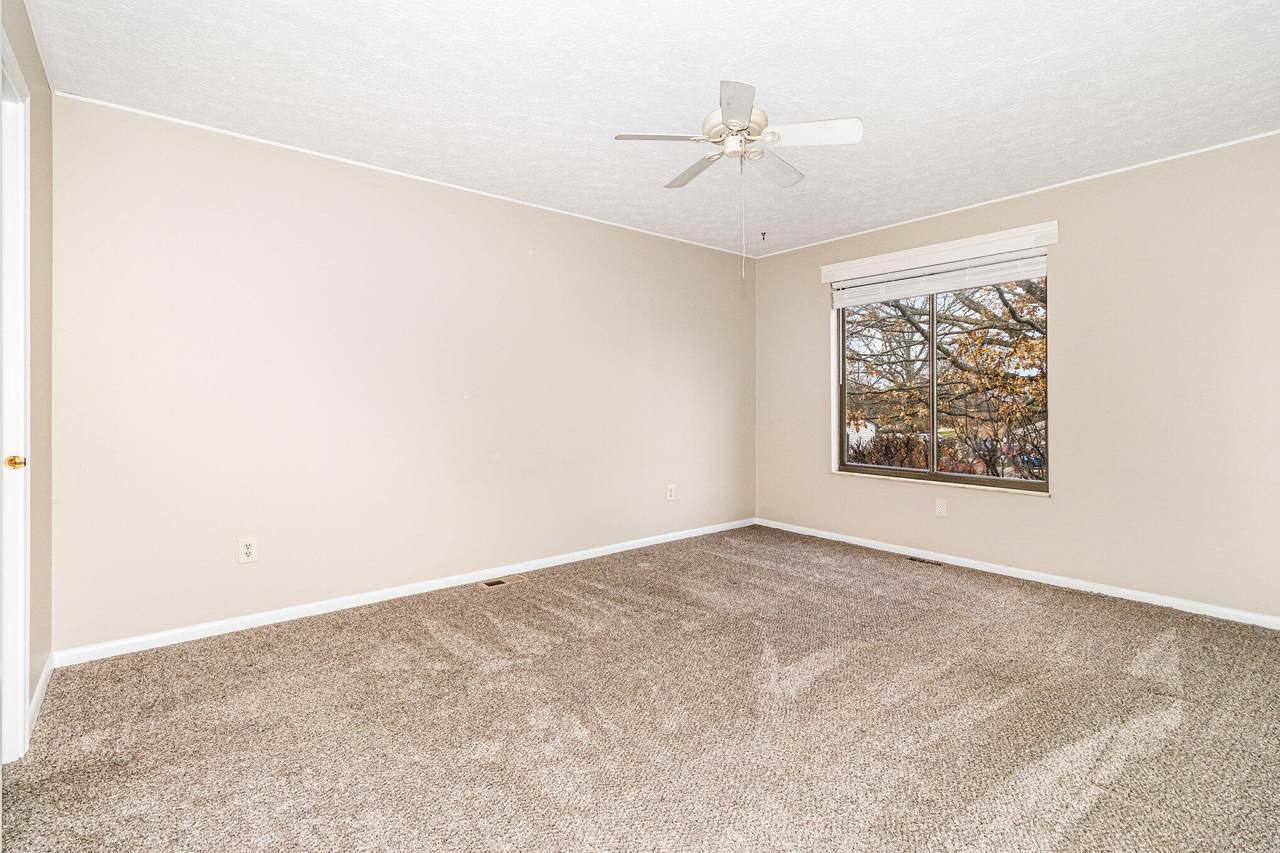 2826 Paddock Lane - Photo 1