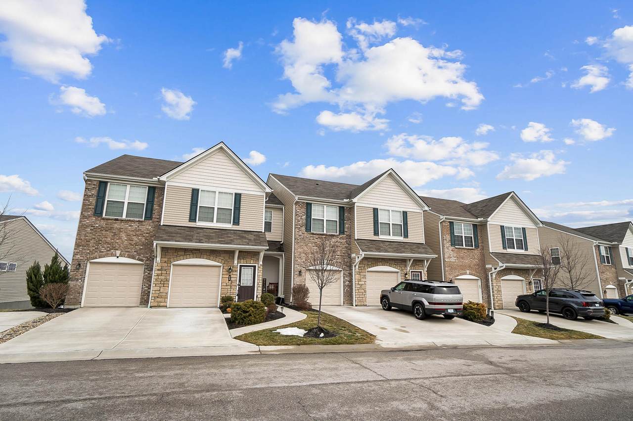 444 Aintree Drive - Photo 1