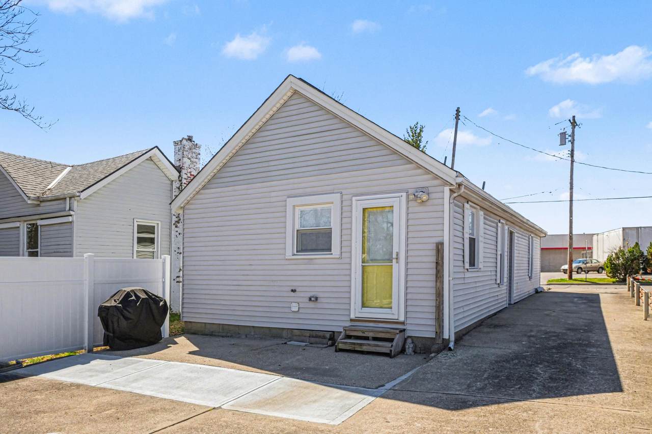 https://bt-photos.global.ssl.fastly.net/nkmls/1280_boomver_1_640452-2.jpg