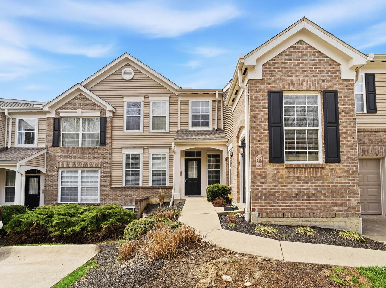 562 Rivers Breeze Drive - Photo 1