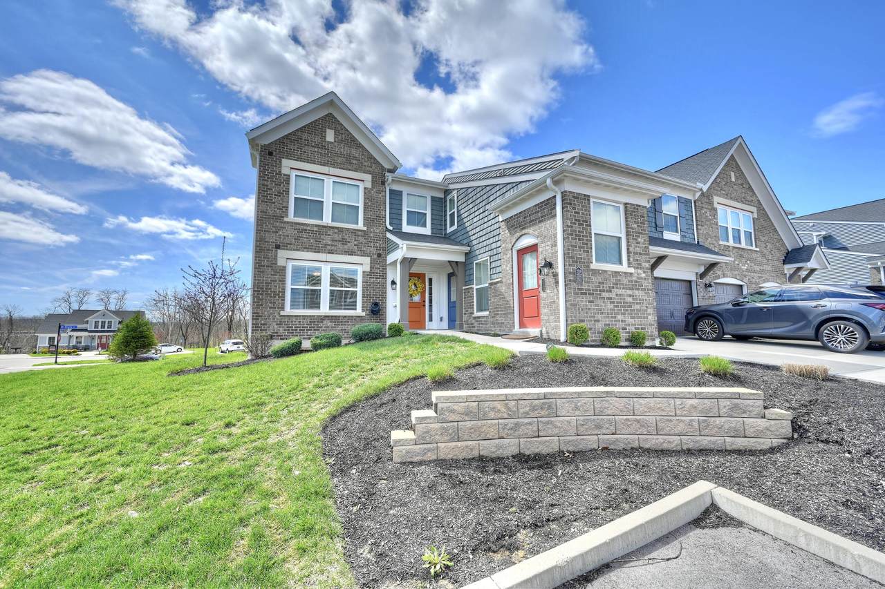 2501 Crosshill Drive - Photo 1