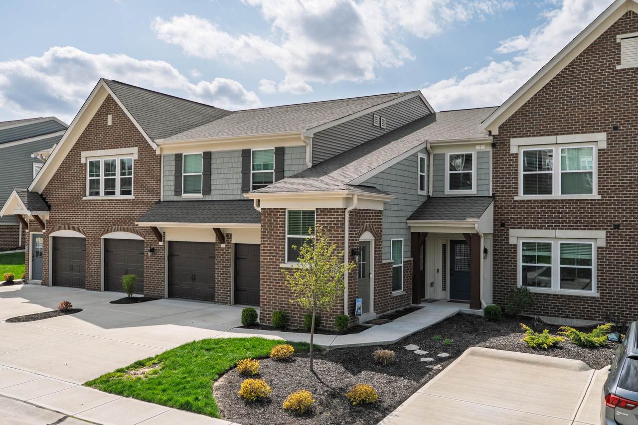 740 Yorkshire Drive - Photo 1
