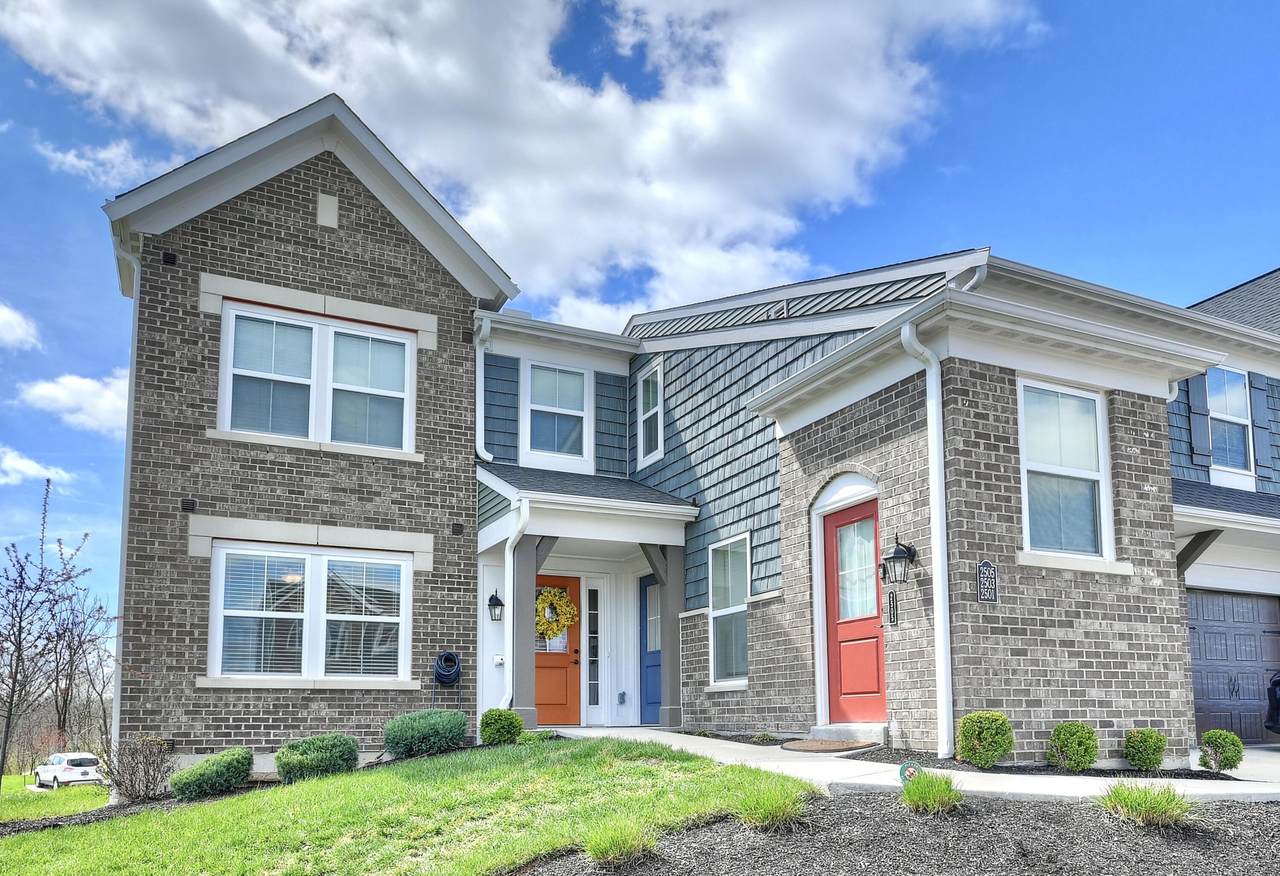2501 Crosshill Drive - Photo 1