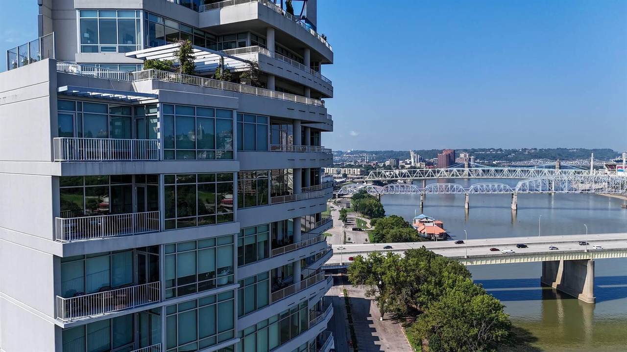 400 Riverboat Row - Photo 1
