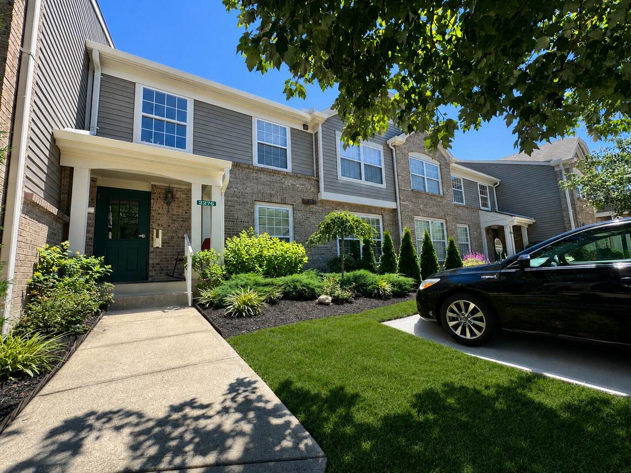 2276 Edenderry Drive - Photo 1