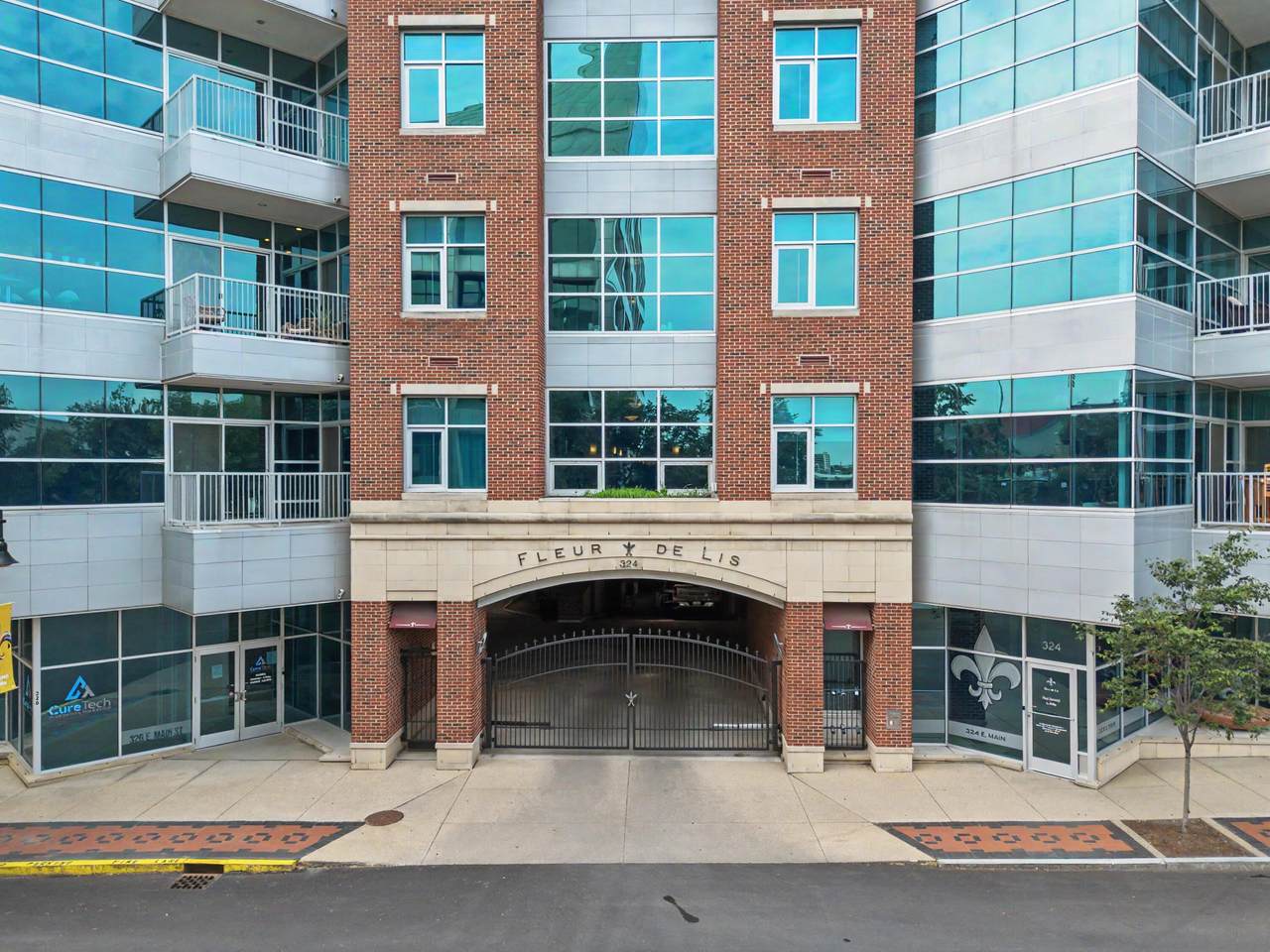 324 Main Street - Photo 1