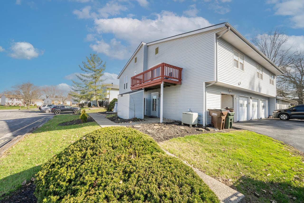 4245 Briarwood Drive - Photo 1