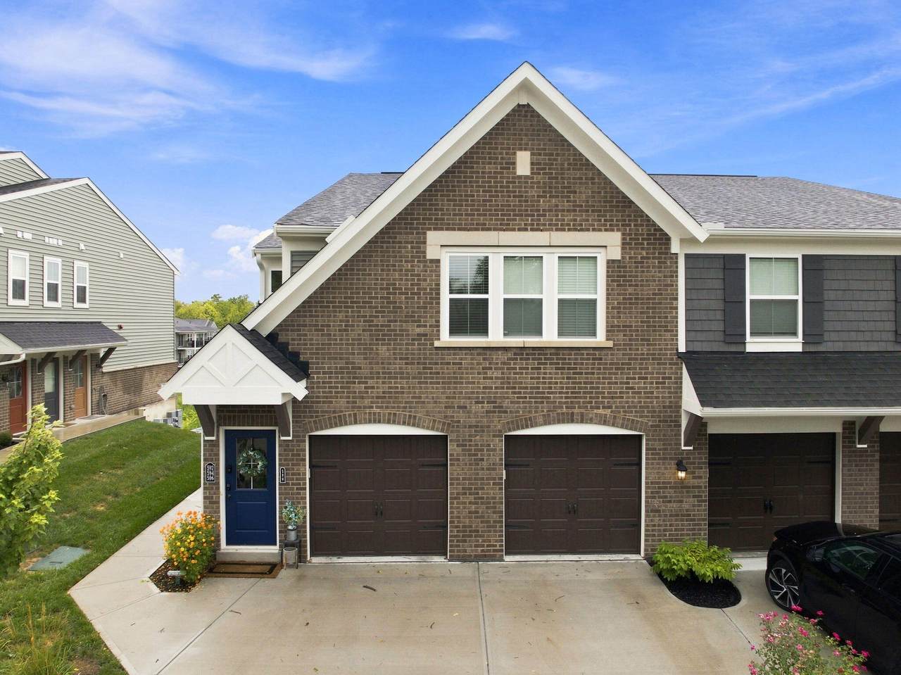 588 Foxhill Drive - Photo 1