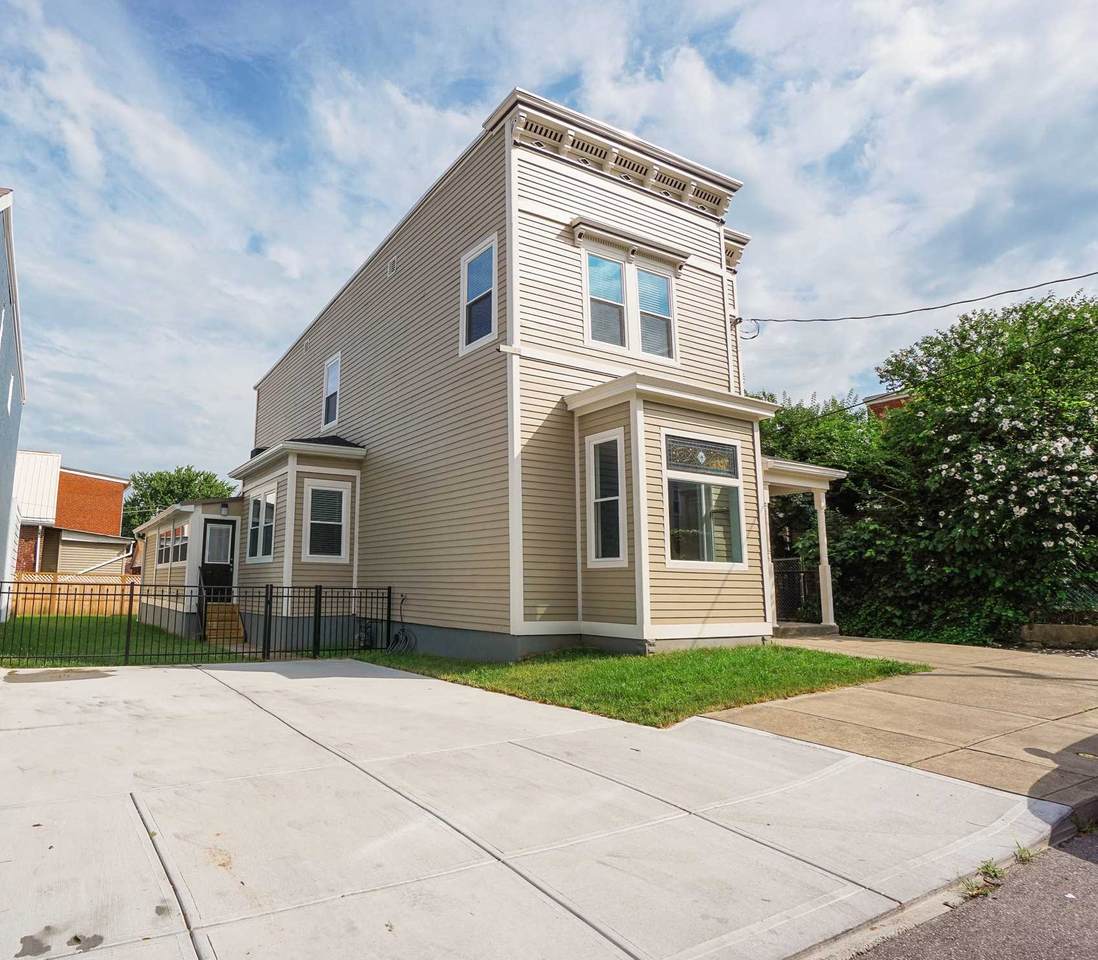 407 Forrest Street - Photo 1