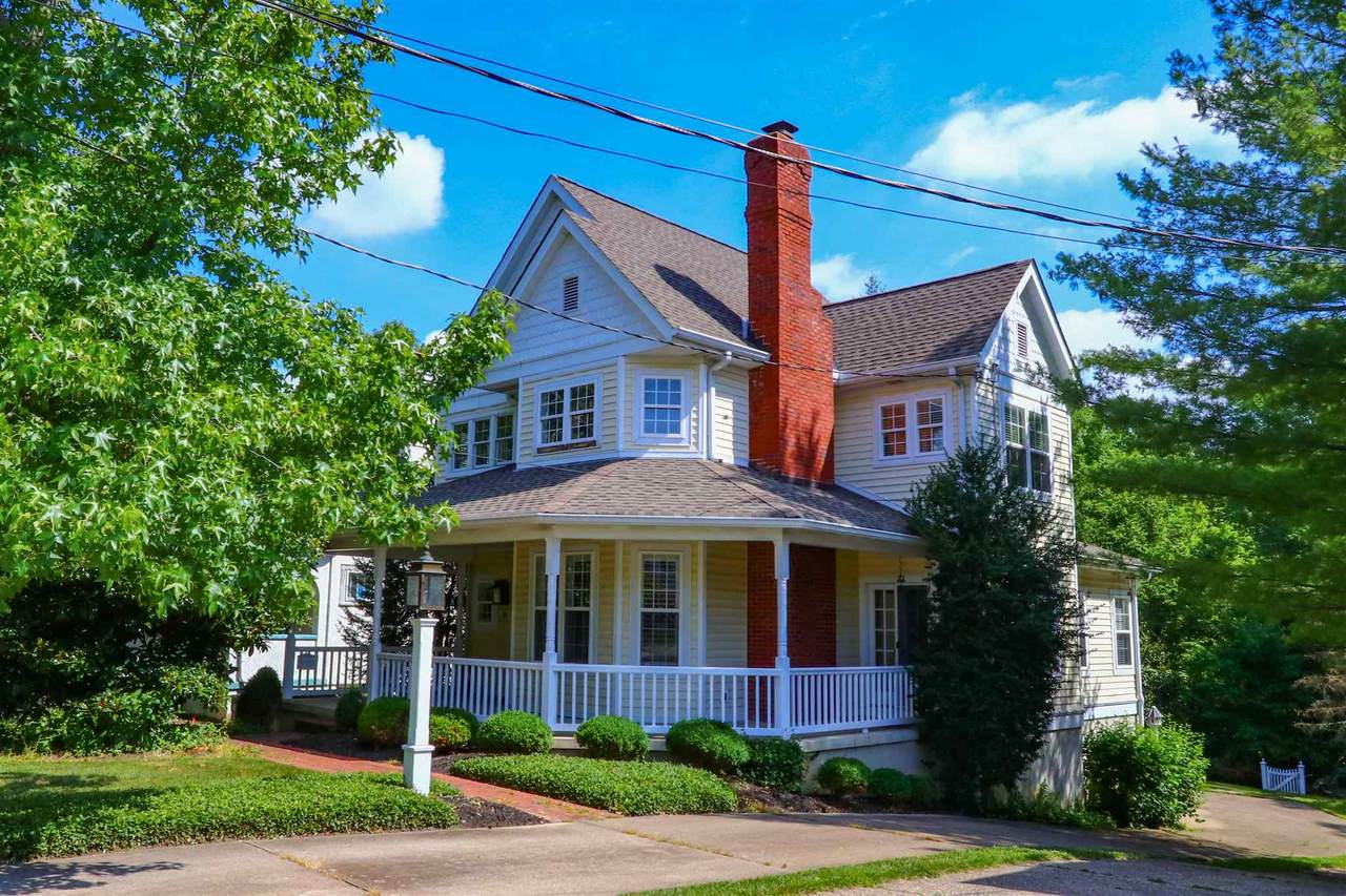 56 Woodlawn - Photo 1