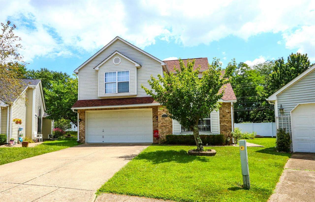 1057 Hampshire Place - Photo 1