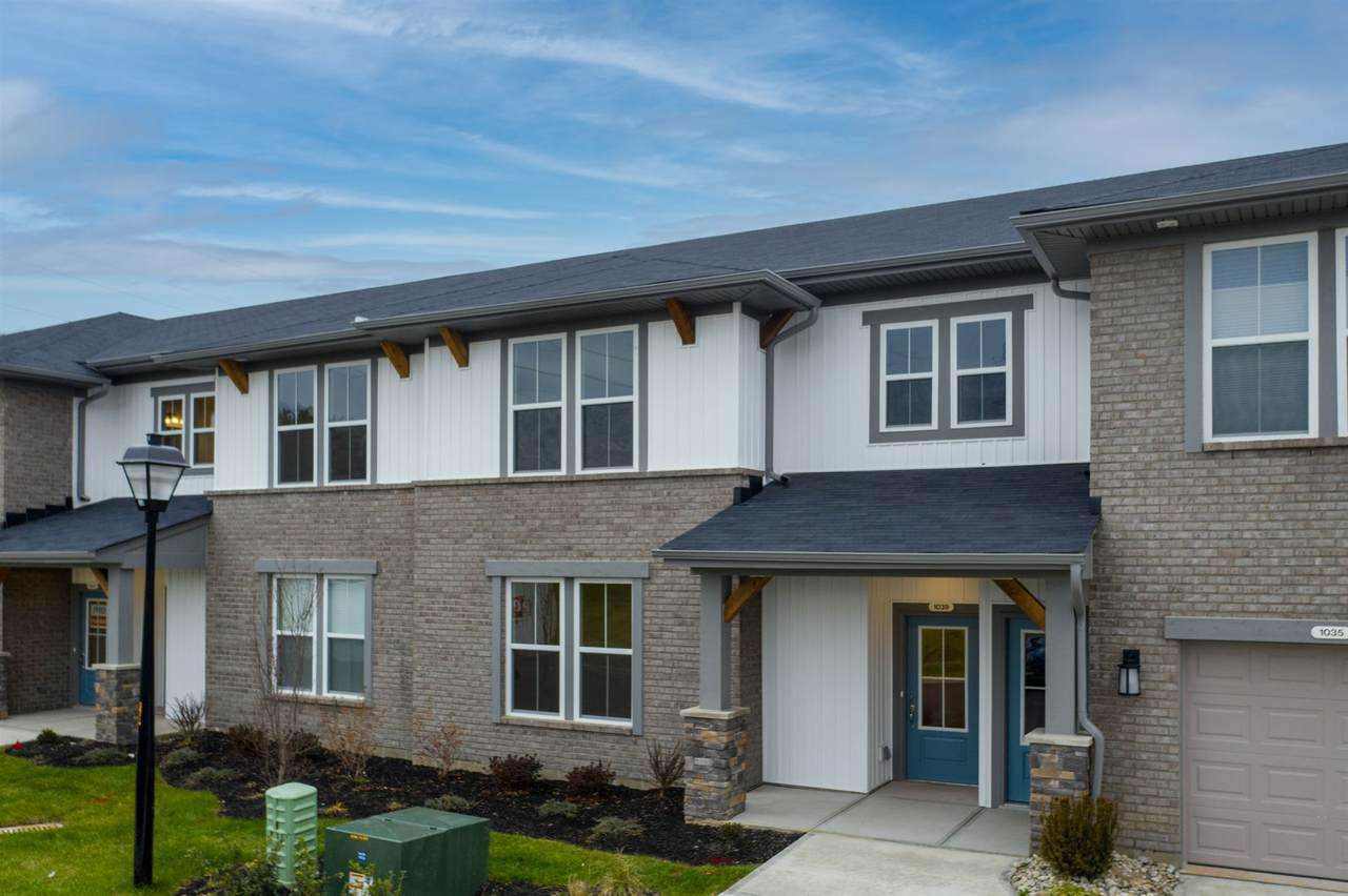1039 Maggie's Way - Photo 1