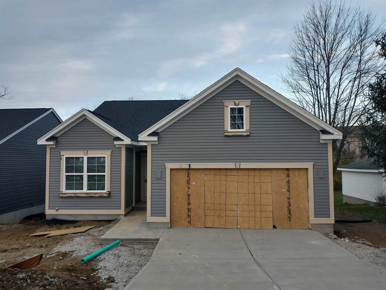1630 Sycamore Drive - Photo 1