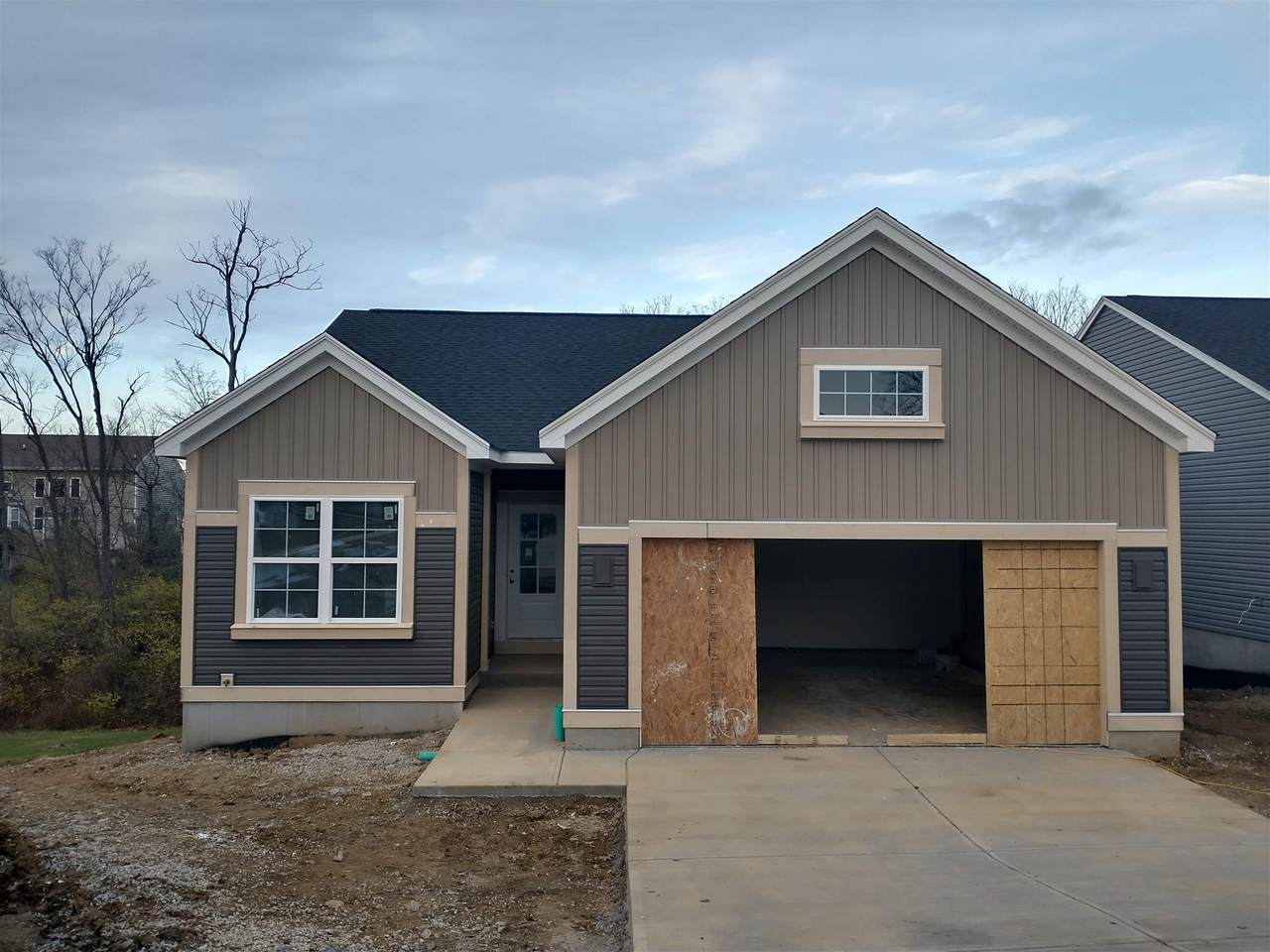 1634 Sycamore Drive - Photo 1