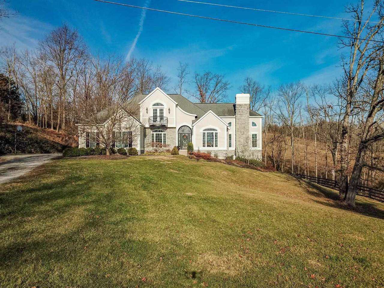 572 Clayridge Road - Photo 1