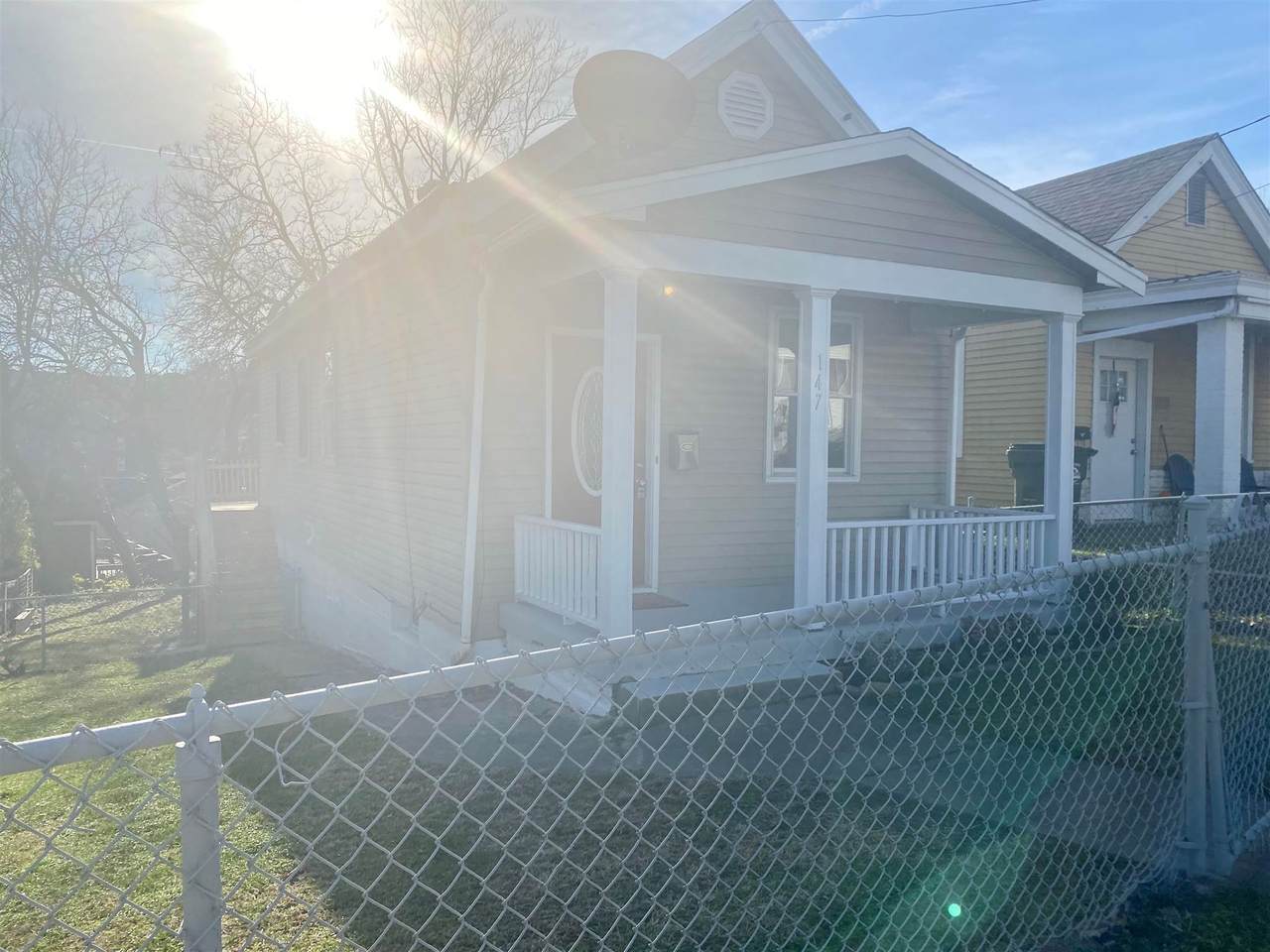 147 Main - Photo 1