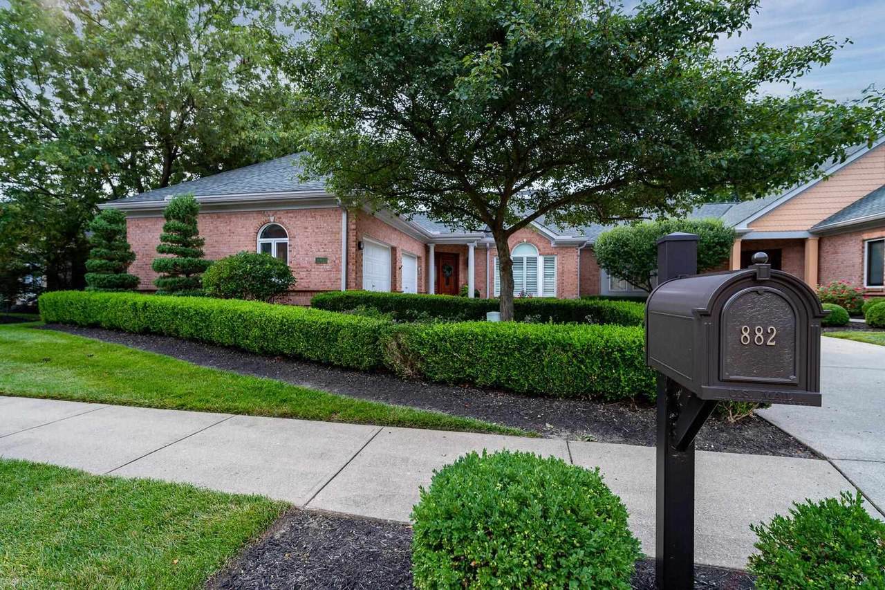882 Windsor Green Drive - Photo 1