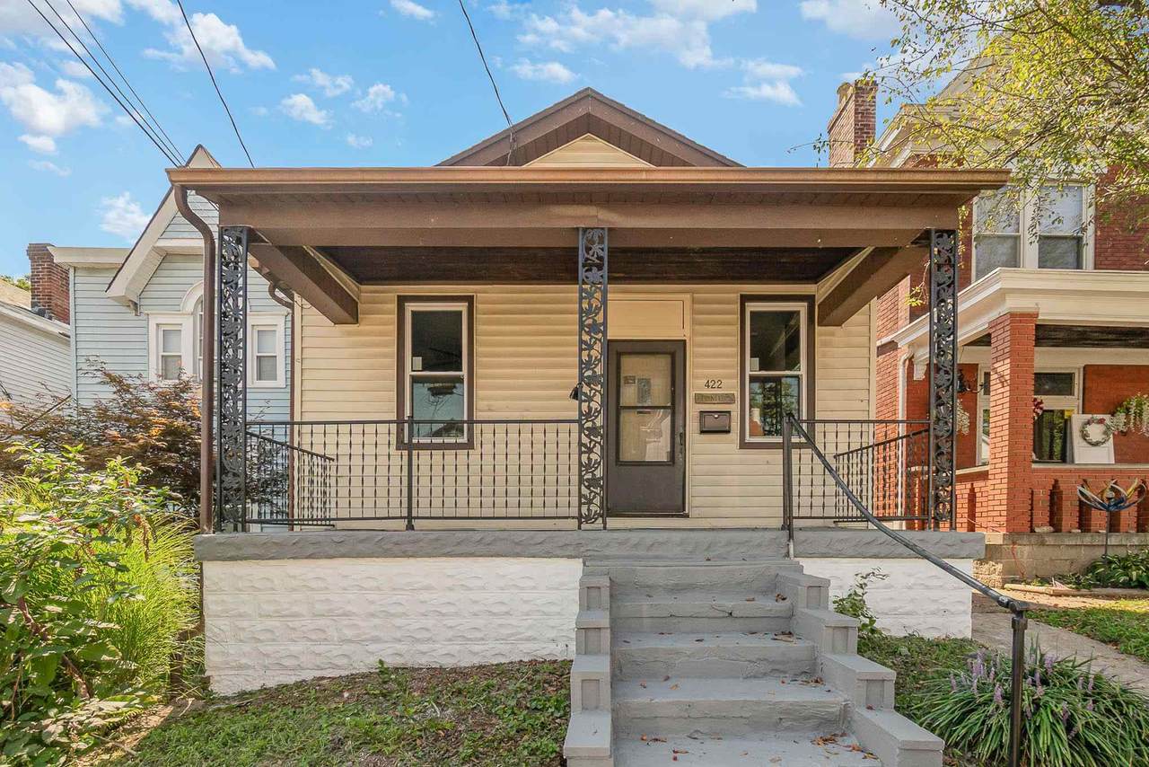422 8th Avenue - Photo 1