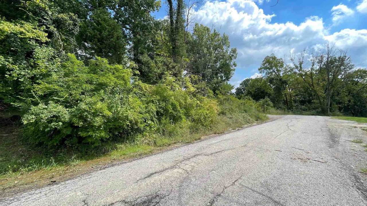 0 Lytle - Photo 1