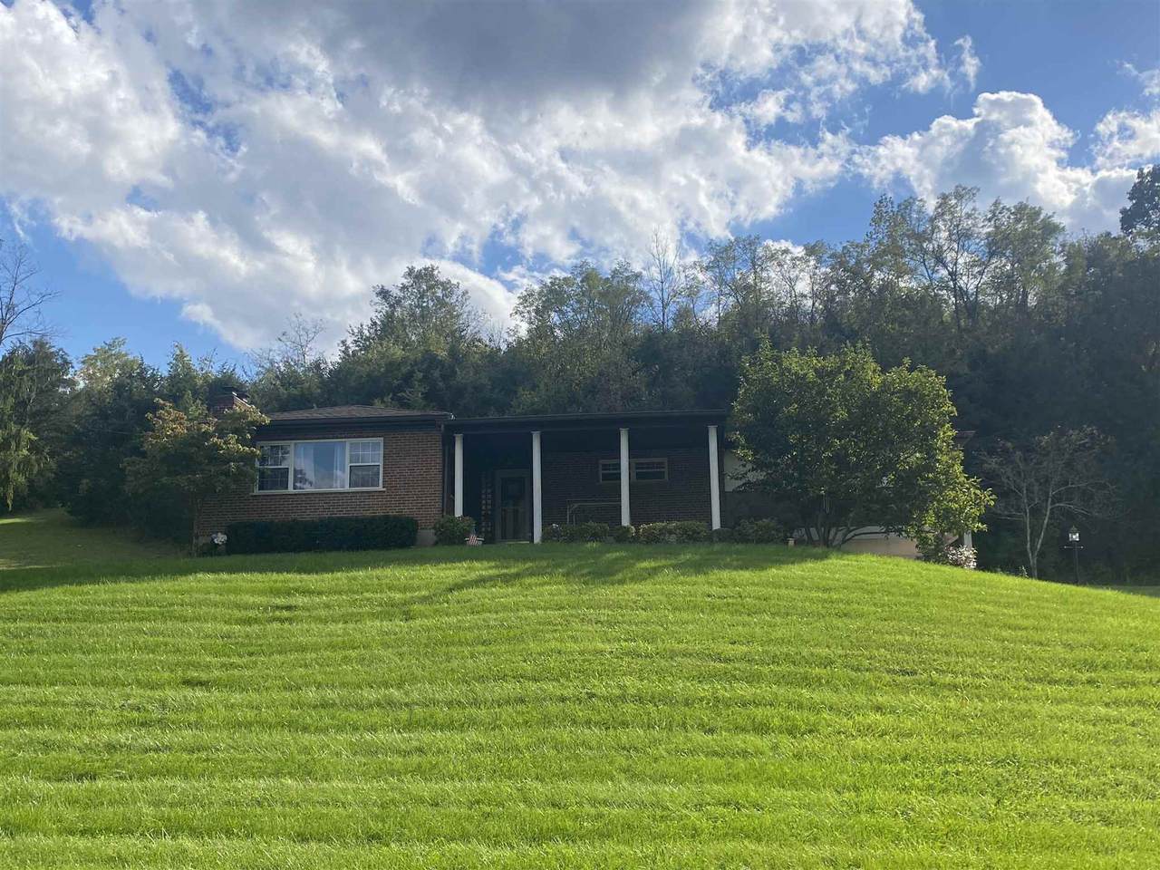 3065 Uhl - Photo 1