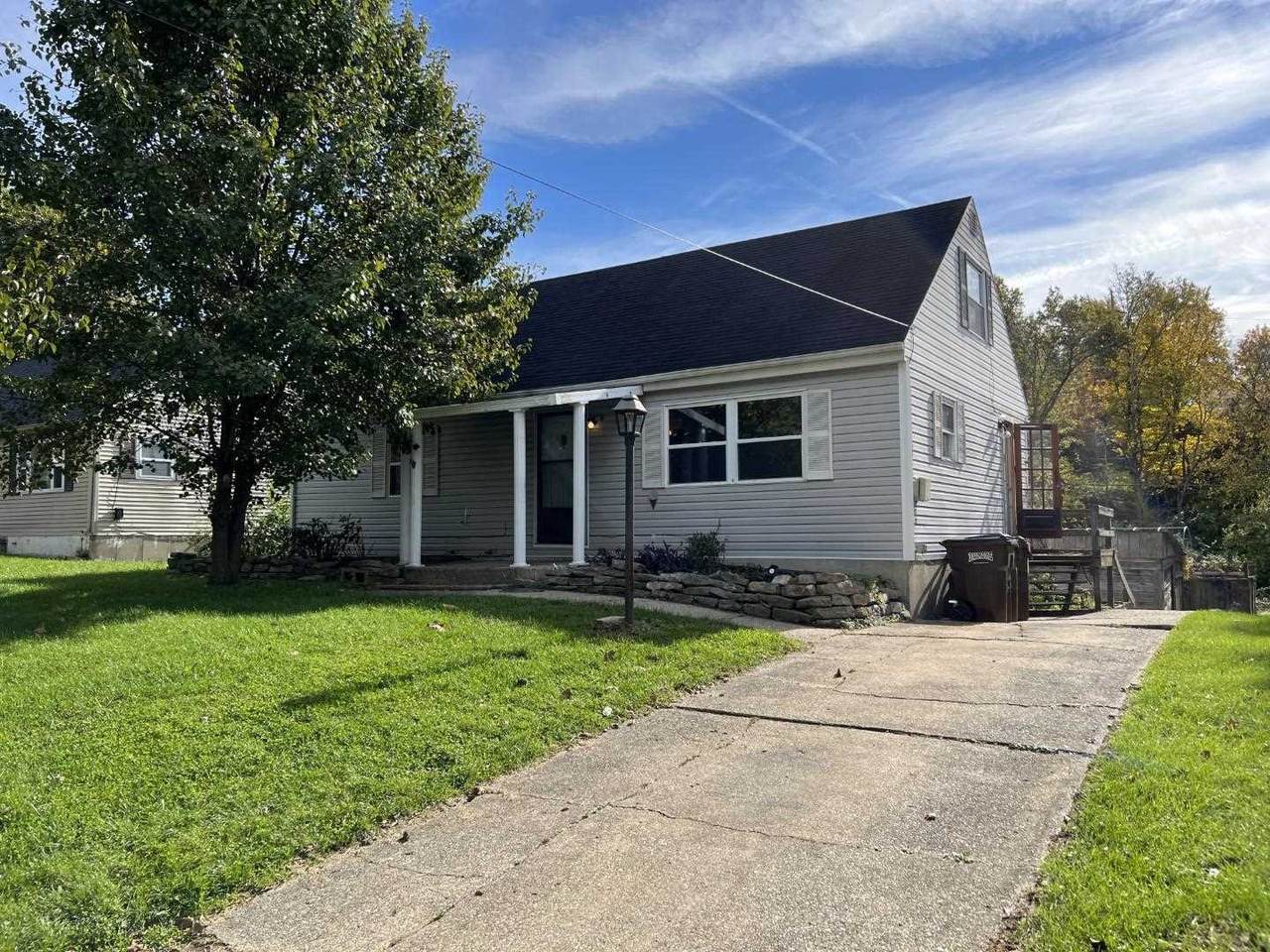 14 Vivian Drive - Photo 1