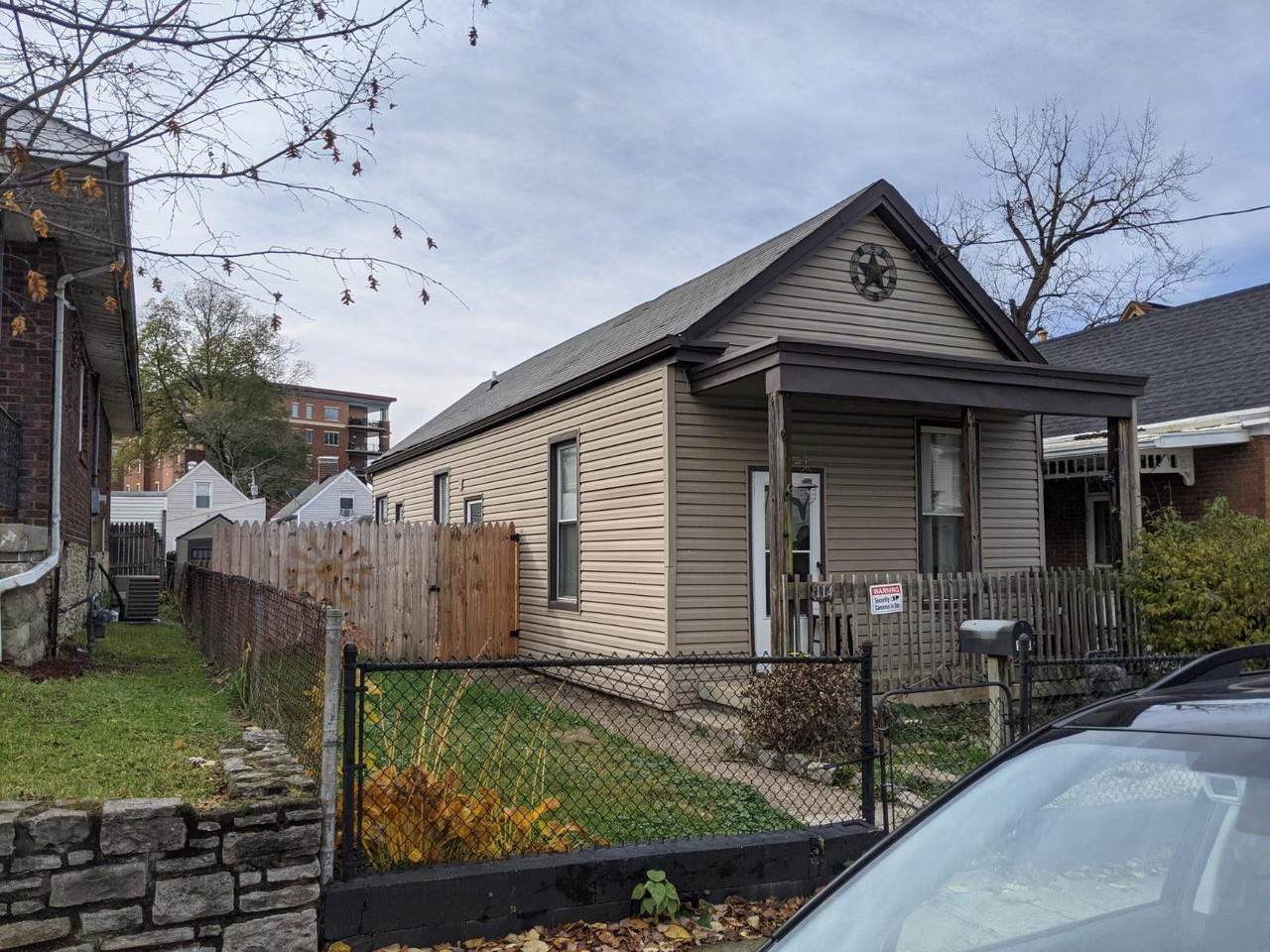 114 Foote Avenue - Photo 1