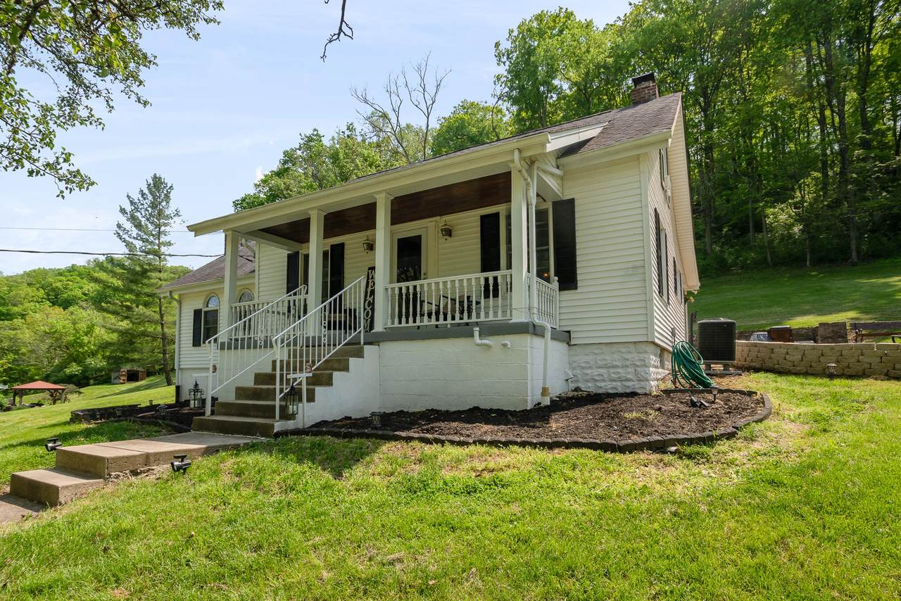 6094 Alexandria Pike - Photo 1