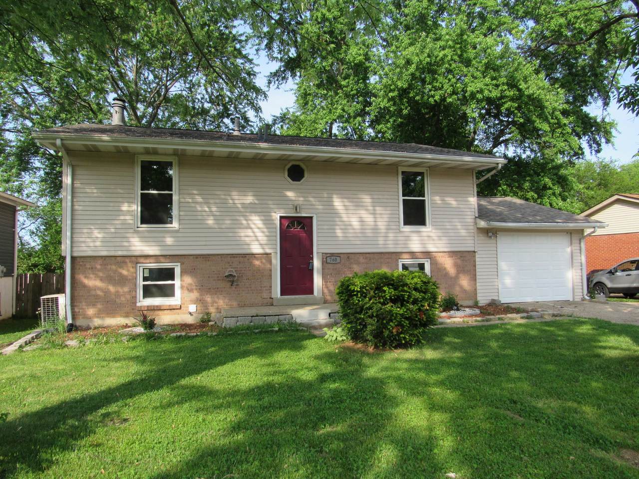 760 Plum Tree Lane - Photo 1