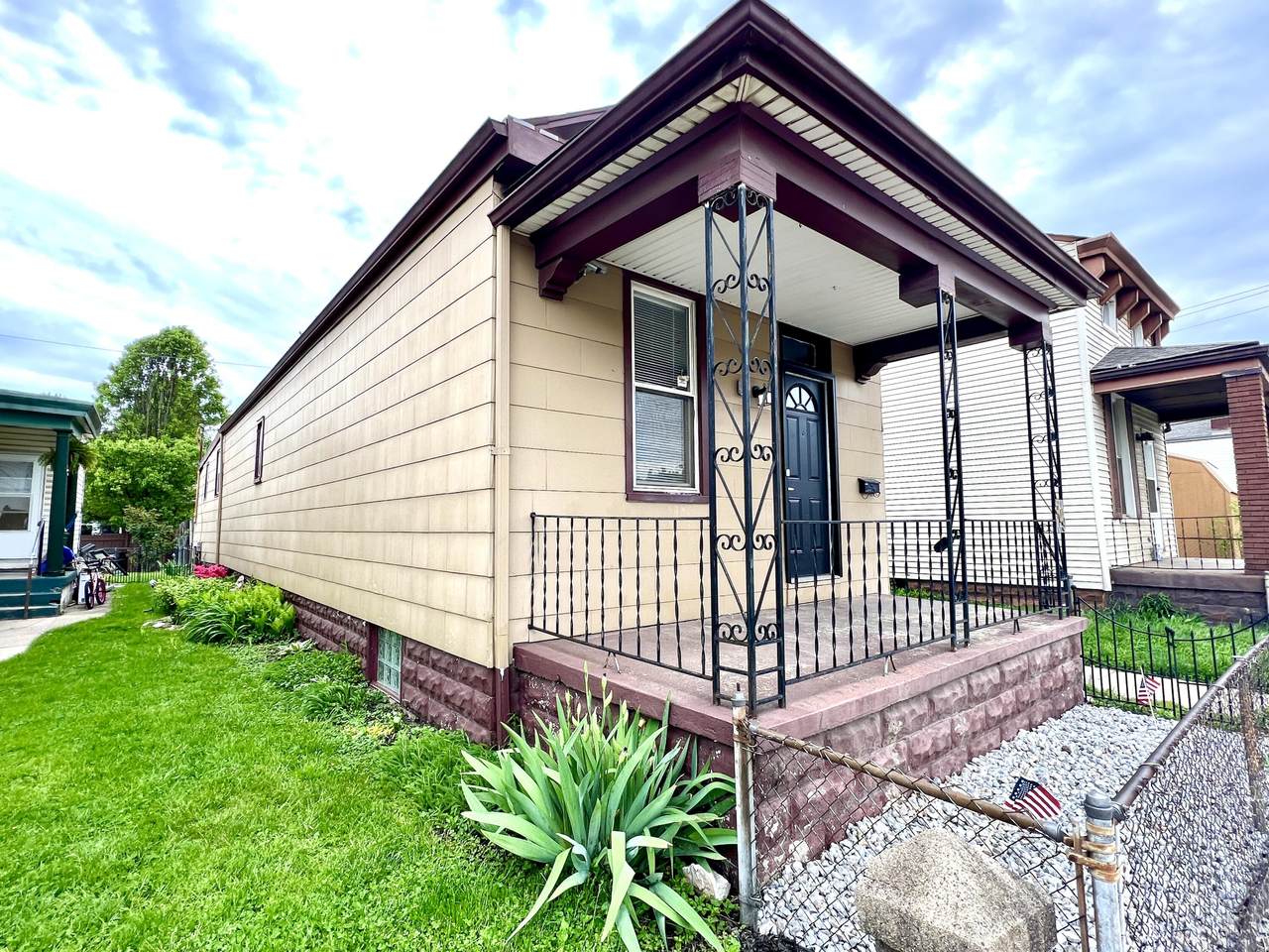 509 Hodge Street - Photo 1