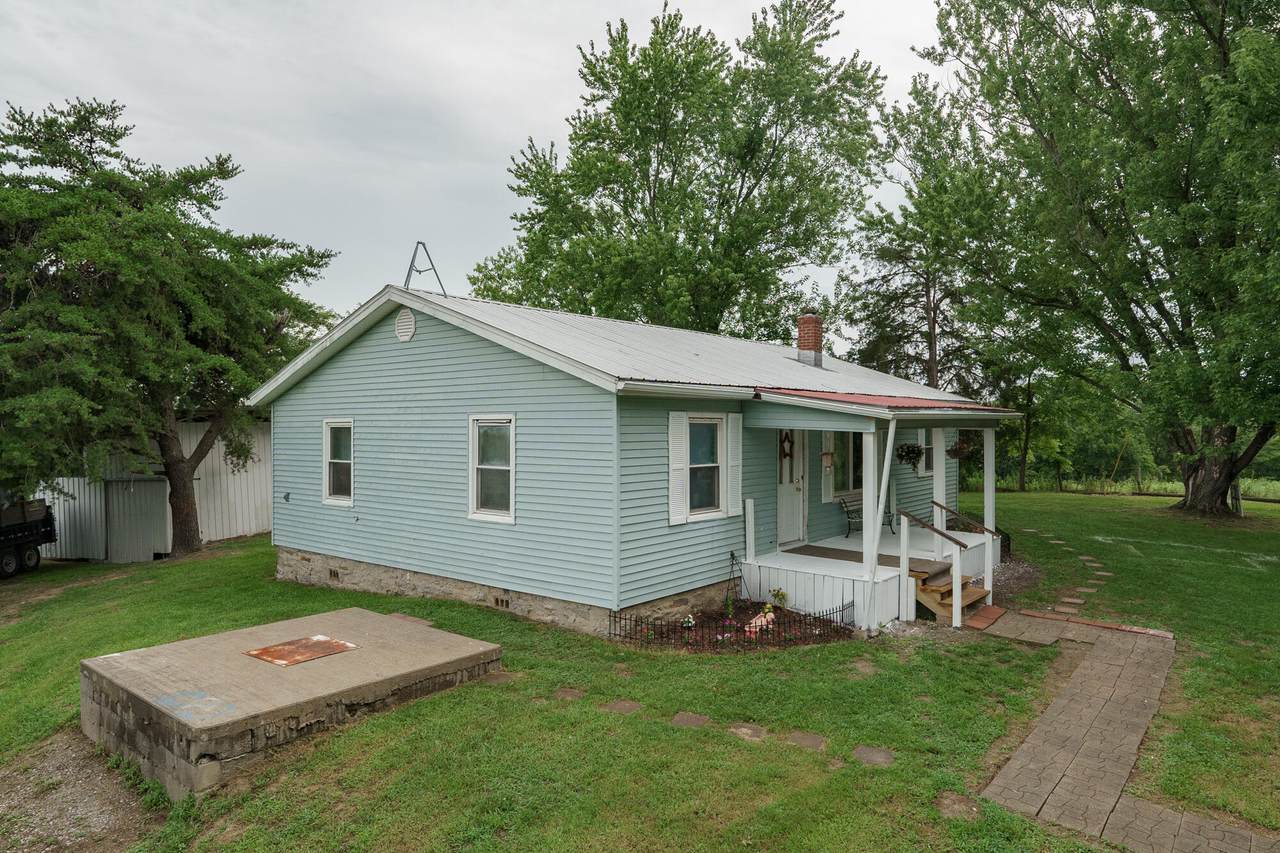 585 Lyons Lane - Photo 1