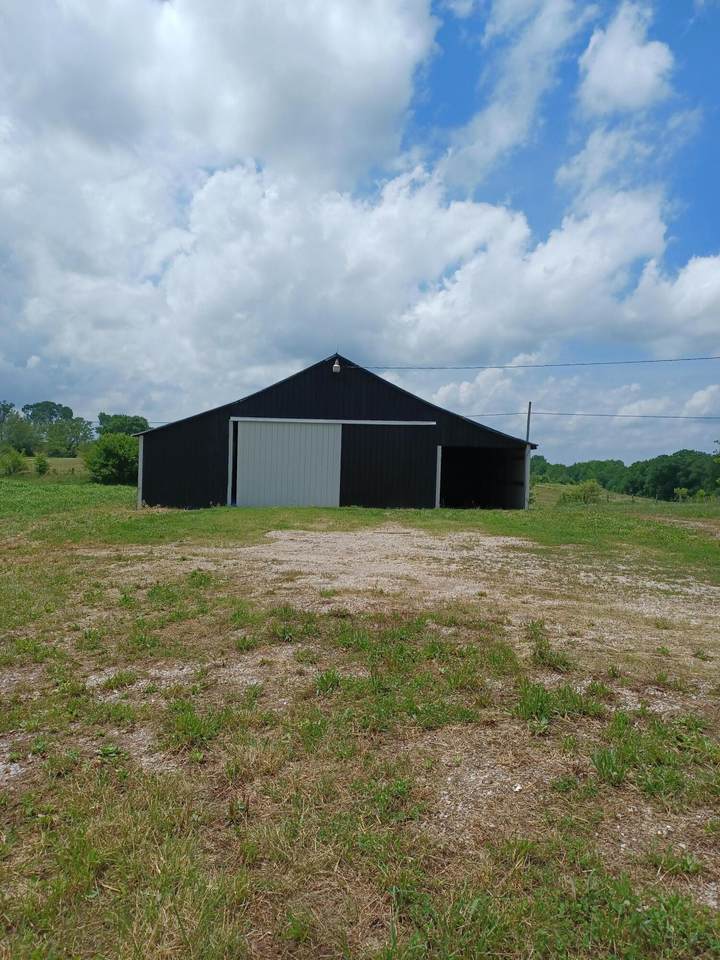 1311 Ammerman Pike - Photo 1