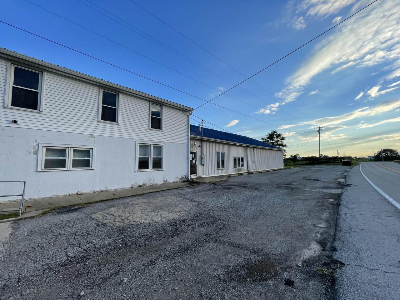 753 Brooksville Powersville Road - Photo 1