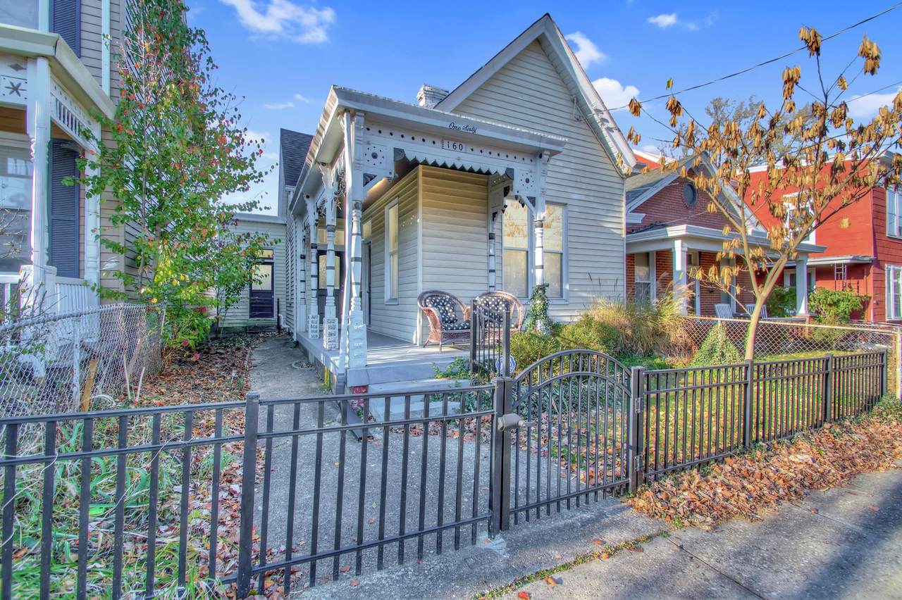 160 Ward Avenue - Photo 1
