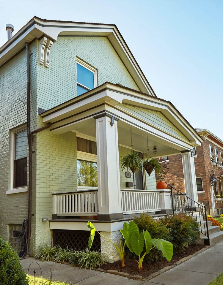 630 Oak Street - Photo 1