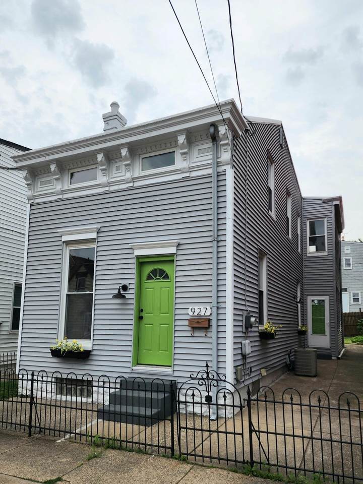 927 Boone Street - Photo 1